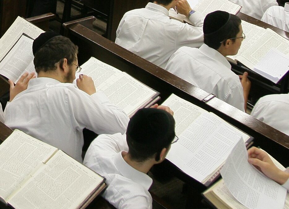Rabbi Dov Fischer in The American Spectator: Give Your Kids the Gift of Parochial School